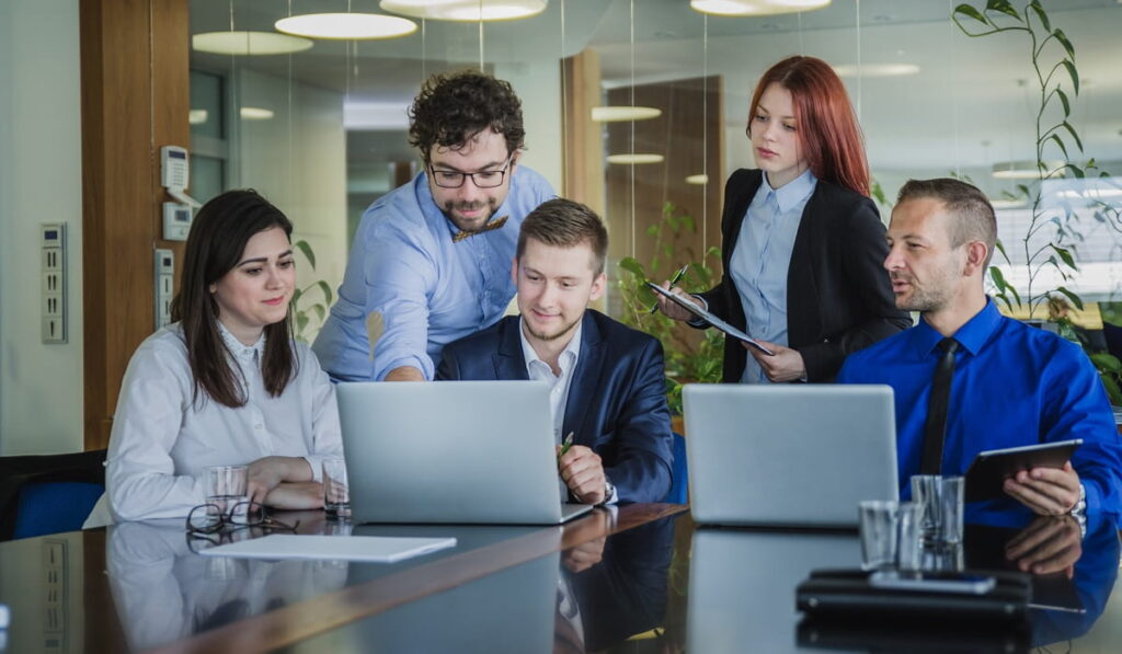 Small Business Owners: 12 Website Mistakes That Waste Your Ad Budget – 0000